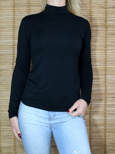Blusa Básica Cacharrel Preta